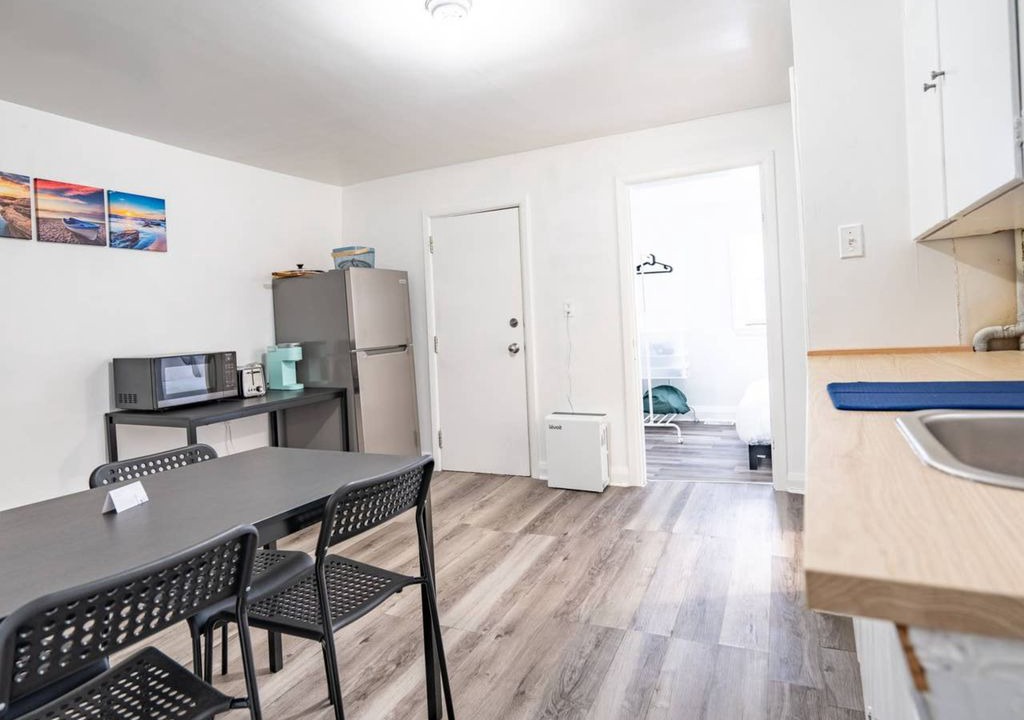 The Beaches Apartment | Bright Apartment in The Beaches