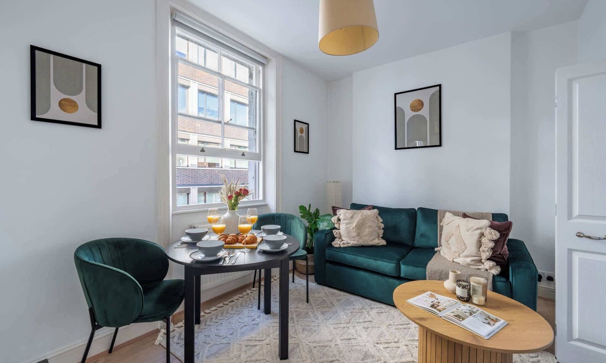 Fitzrovia Apartment | Bright Central 1BR 1BA steps from Oxford Street