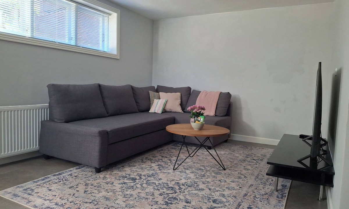 Rødovre Condo | Bright & cozy basement apartment Free parking