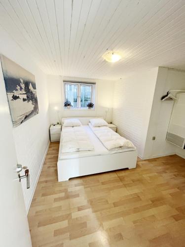 Aalborg Municipality Apartment | Bright Double Room 4 Free Parking