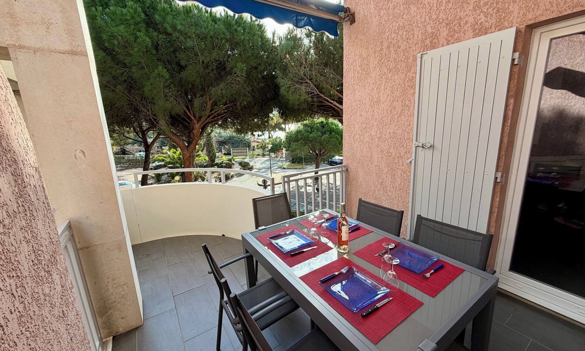 Cavaliere Beach Apartment | Bright Duplex in Cavalière – Steps from the Beach