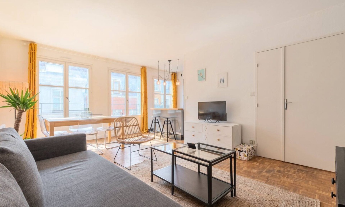 Old Lille Apartment | Bright flat in the heart of Vieux Lille.