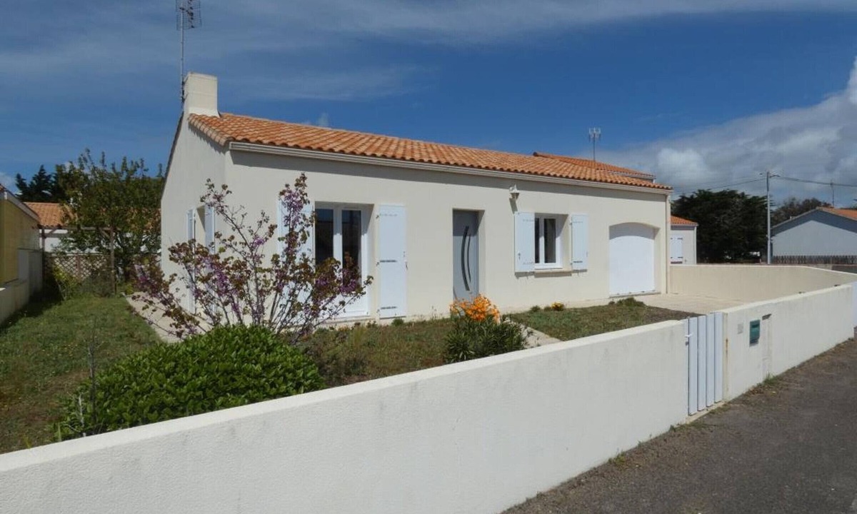 Notre-Dame-de-Monts House | Bright house with garden - 4 people
