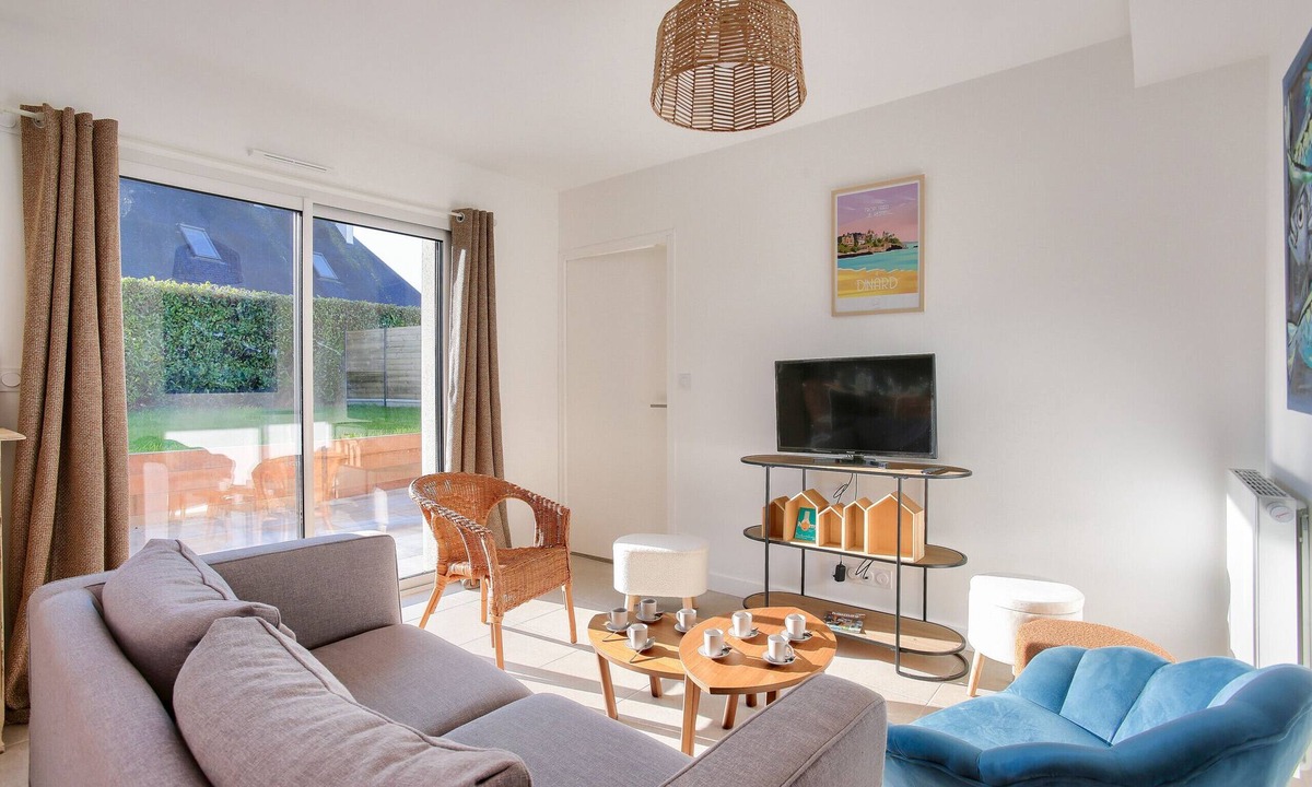 Saint-Briac-sur-Mer House | Bright house for 8 with large garden