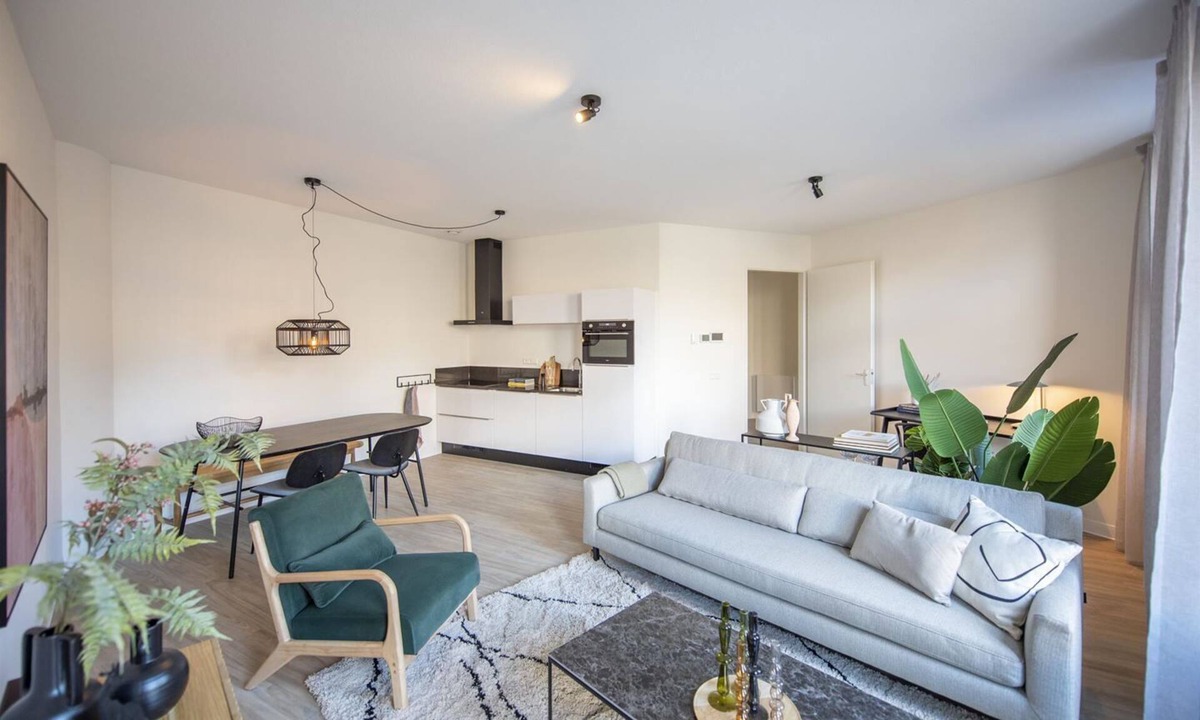 Bonnington Apartment | Bright Luxury City Centre Flat