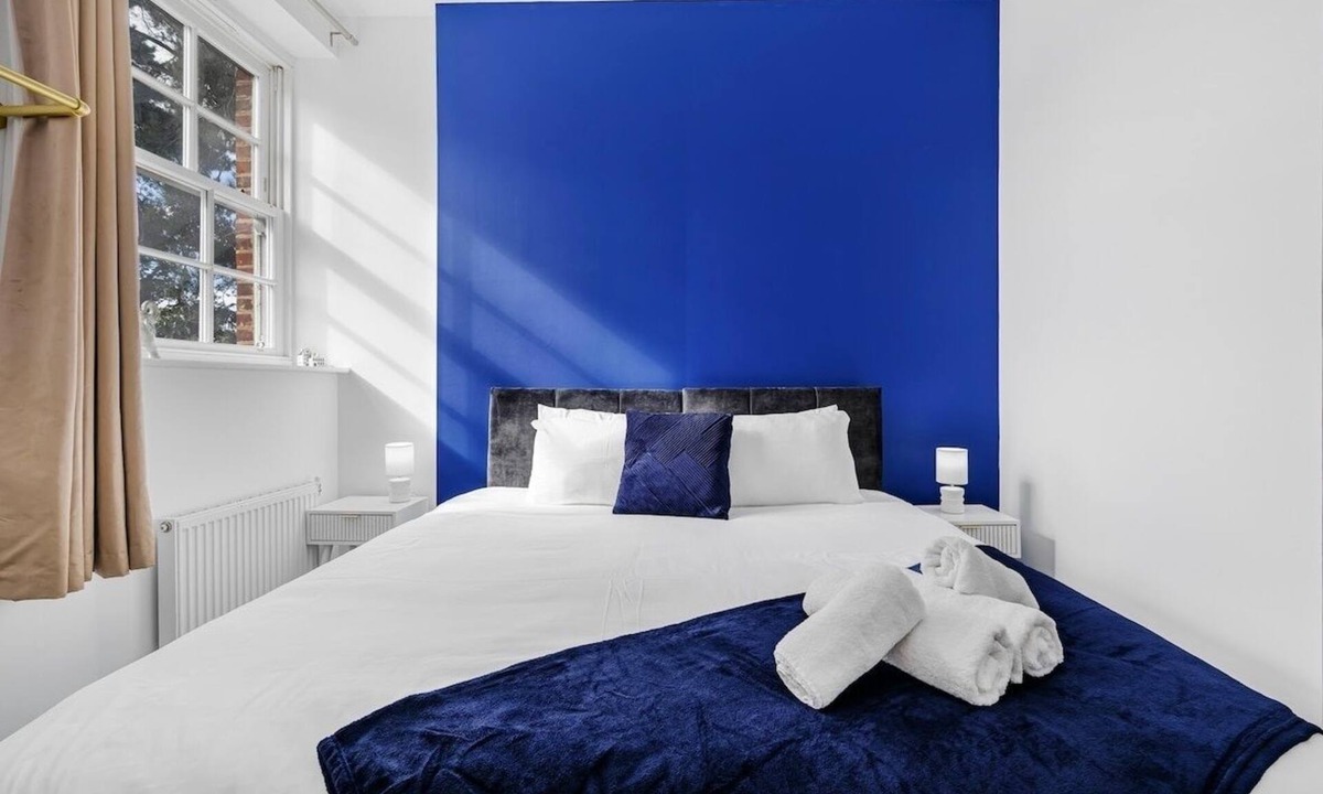 Chelmsford House | Bright & Modern 3 Bed Home | Sleeps 5