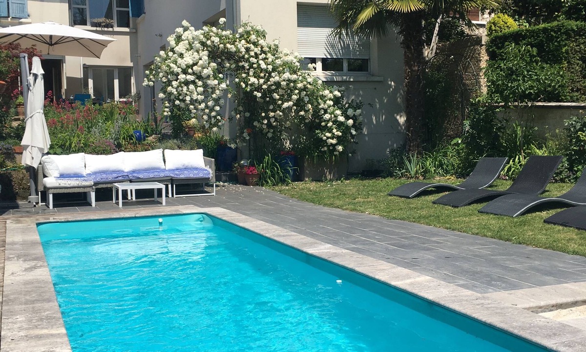 Maisons-Laffitte House | Bright, modern townhouse 20 minutes from central Paris, surrounded by greenery