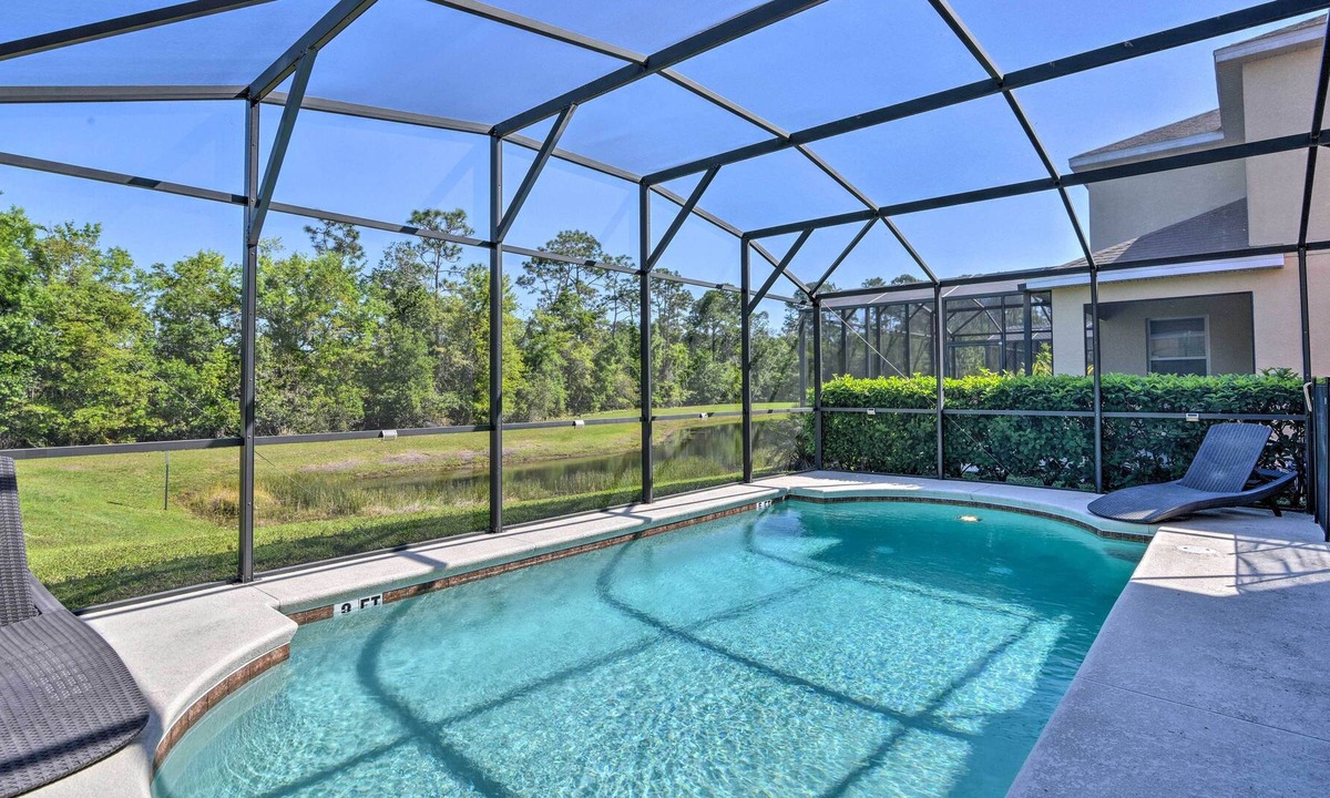 Veranda Palms House | Bright + Modern Kissimmee Home with Game Room!