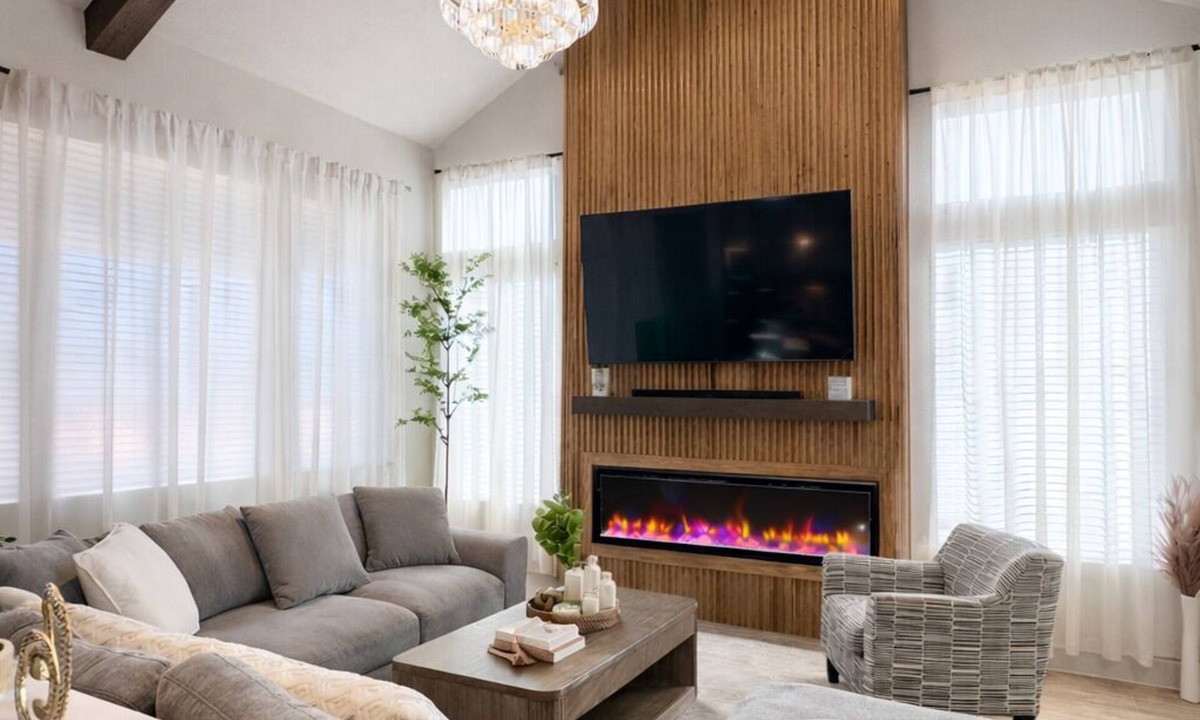Buda House | Bright + Modern Oasis, Lazy River Front-Row, South Austin