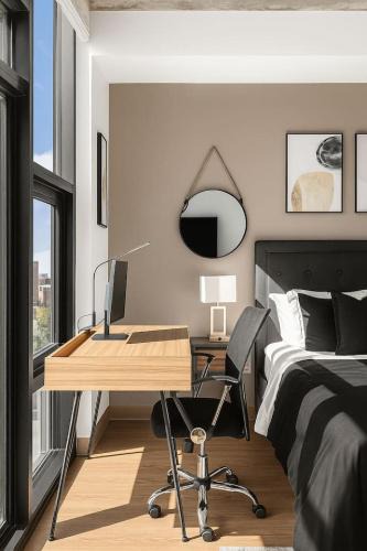 Five Points South Apartment | Bright n Airy Studio Perfect City Escape 9