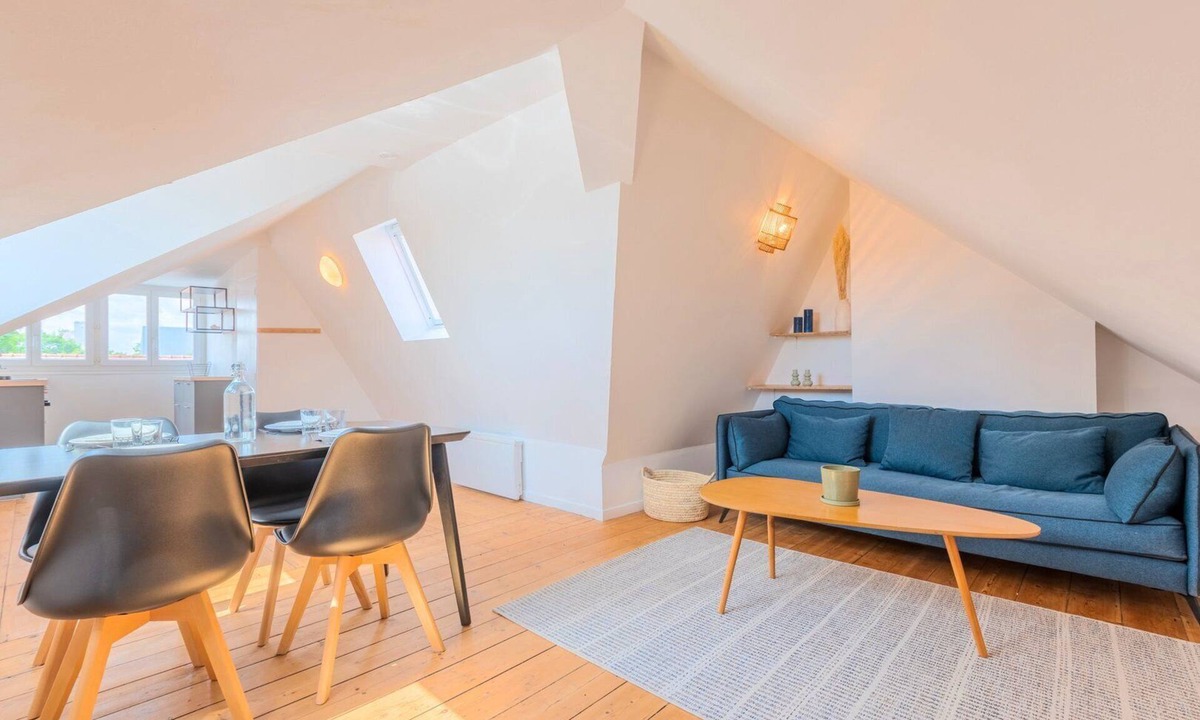 Vauban - Wazemmes Apartment | Bright one bedroom next to Wazemmes market