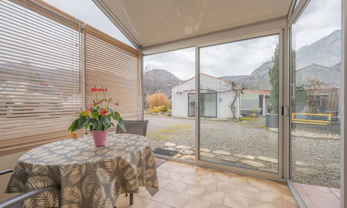 Tarascon-sur-Ariege Apartment | Bright Retreat with Veranda – Artistic Stay for Two in Ariège