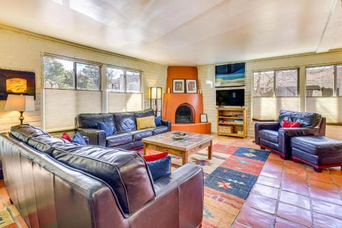 Northeast Santa Fe House | Bright Santa Fe Condo: 30 Min from Ski Basin!