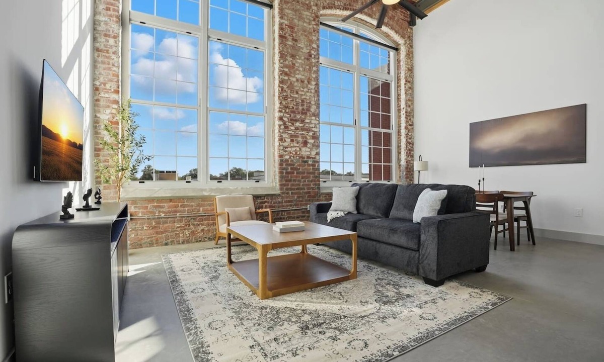 Judson Apartment | Bright, Spacious 1BD Apt Close to DT GVL