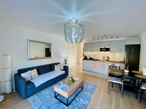 Bagneux Apartment | Bright Spacious Apartment near Paris Metro 4