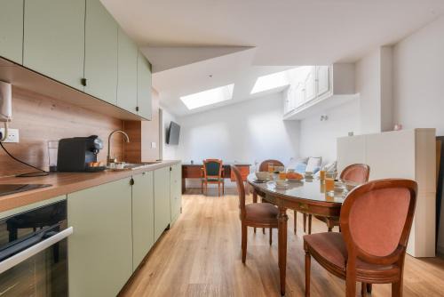 15th Arrondissement Apartment | Bright & Spacious Apartments in Central Paris 15th