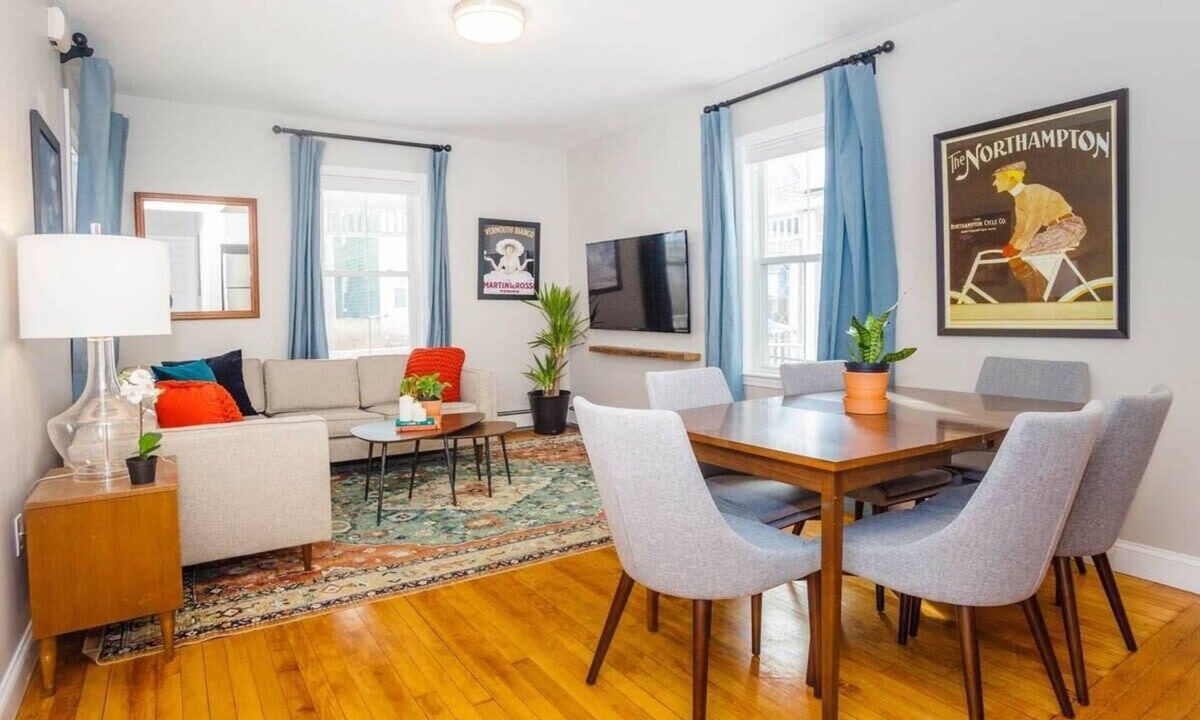 Dorchester House | Bright & Spacious Boston Home | near T