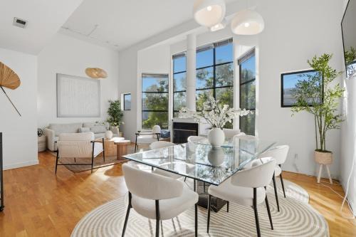Lower Haight Apartment | Bright Spacious & Comfortable Hayes Valley Condo