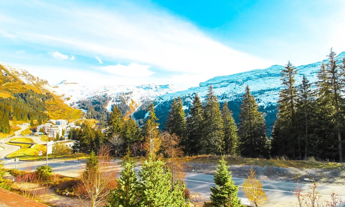 Flaine Apartment | Bright, spacious South-facing 1-bed ski-in ski-out apartment