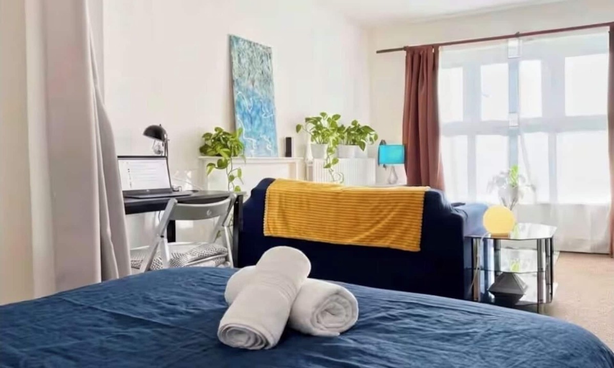 Vauxhall Apartment | Bright Studio - 12 Mins to Central London