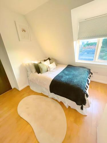 Walworth Apartment | Bright studio in Excellent location