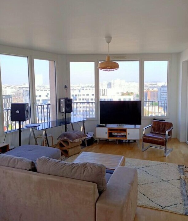 Batignolles Apartment | BRIGHT studio with BALCONY in the heart of PARIS