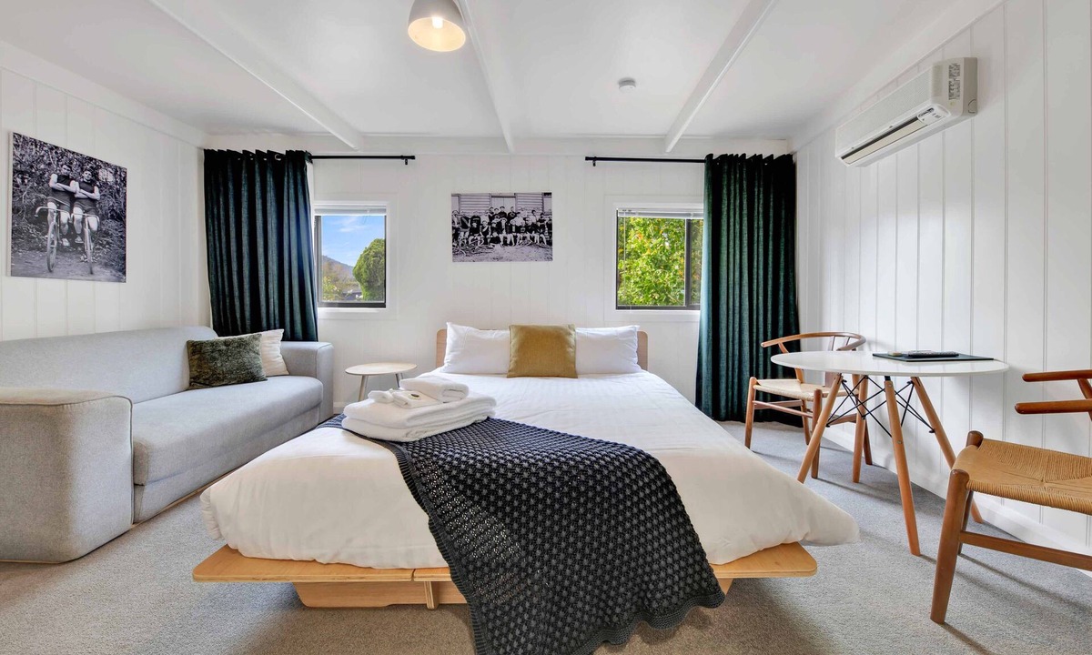 Bright Hotel | Bright Velo