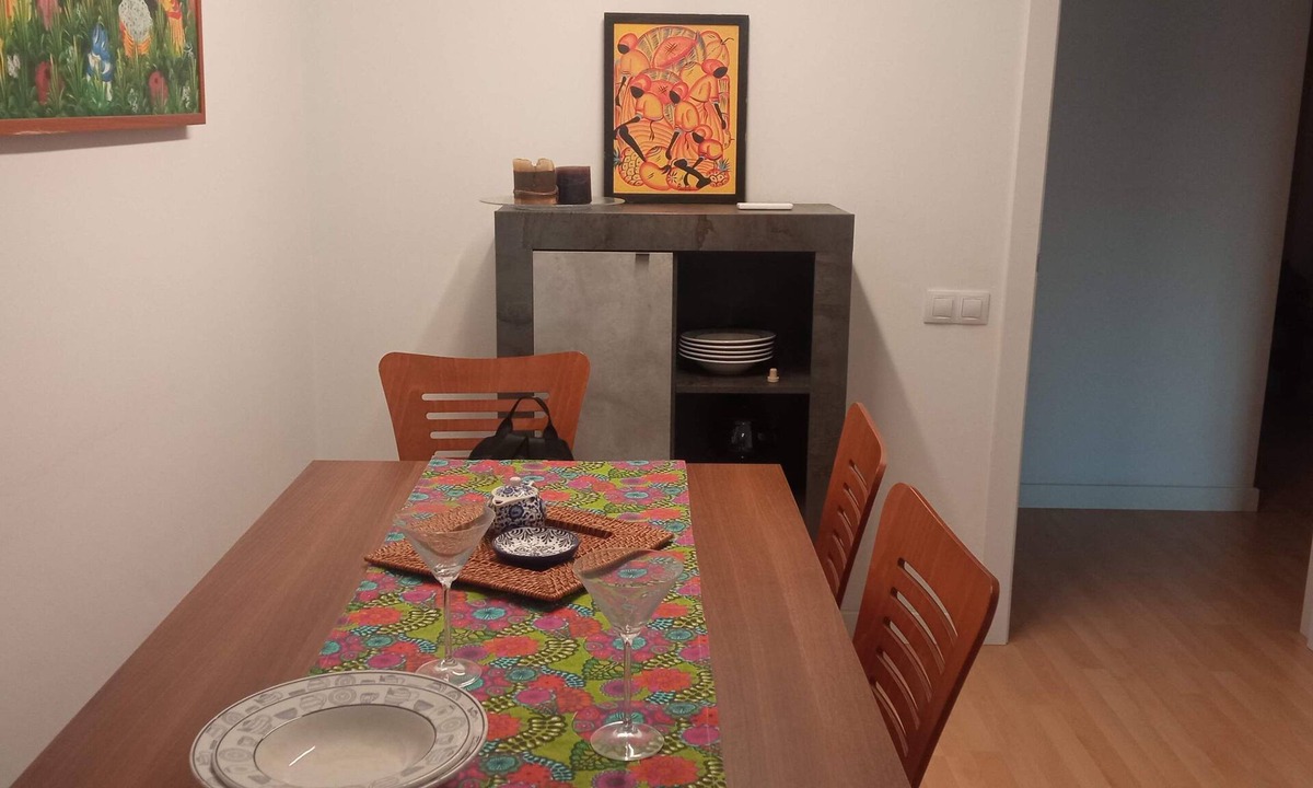 Cornella de Llobregat Apartment | BRIGHT WITH ELEVATOR AND GARAGE. SUBWAY, STREETCAR, TRAIN, BUS. IDEAL FOR EXECUTIVES.