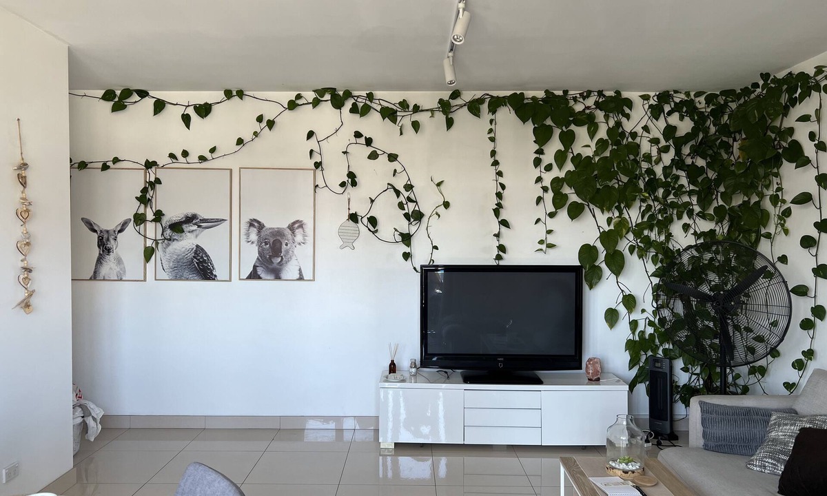 Brighton-le-Sands Apartment | Brighton-Le-Sands Beach Pad with Elevator 2 min walk to the beach