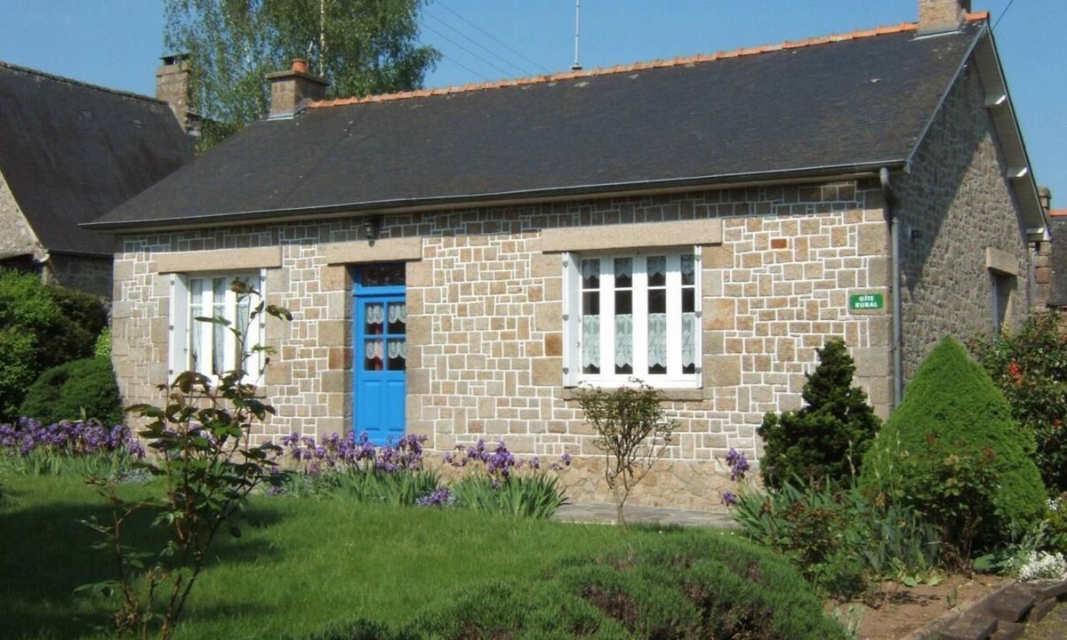 Le Tiercent House | Brimenel - LE TIERCENT