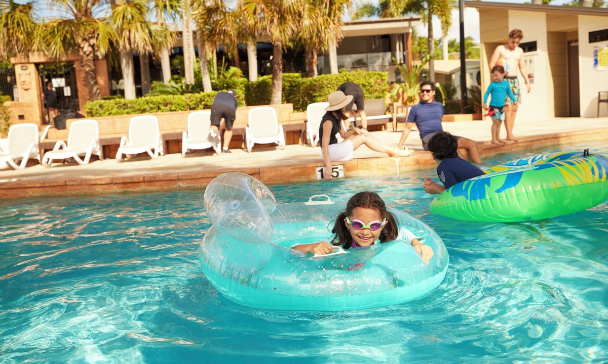 Eight Mile Plains Apartment | Brisbane Holiday Village