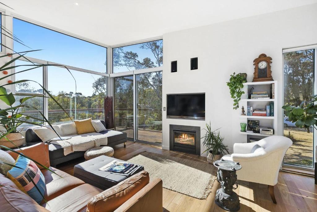 Surf Coast House | Bristlebird