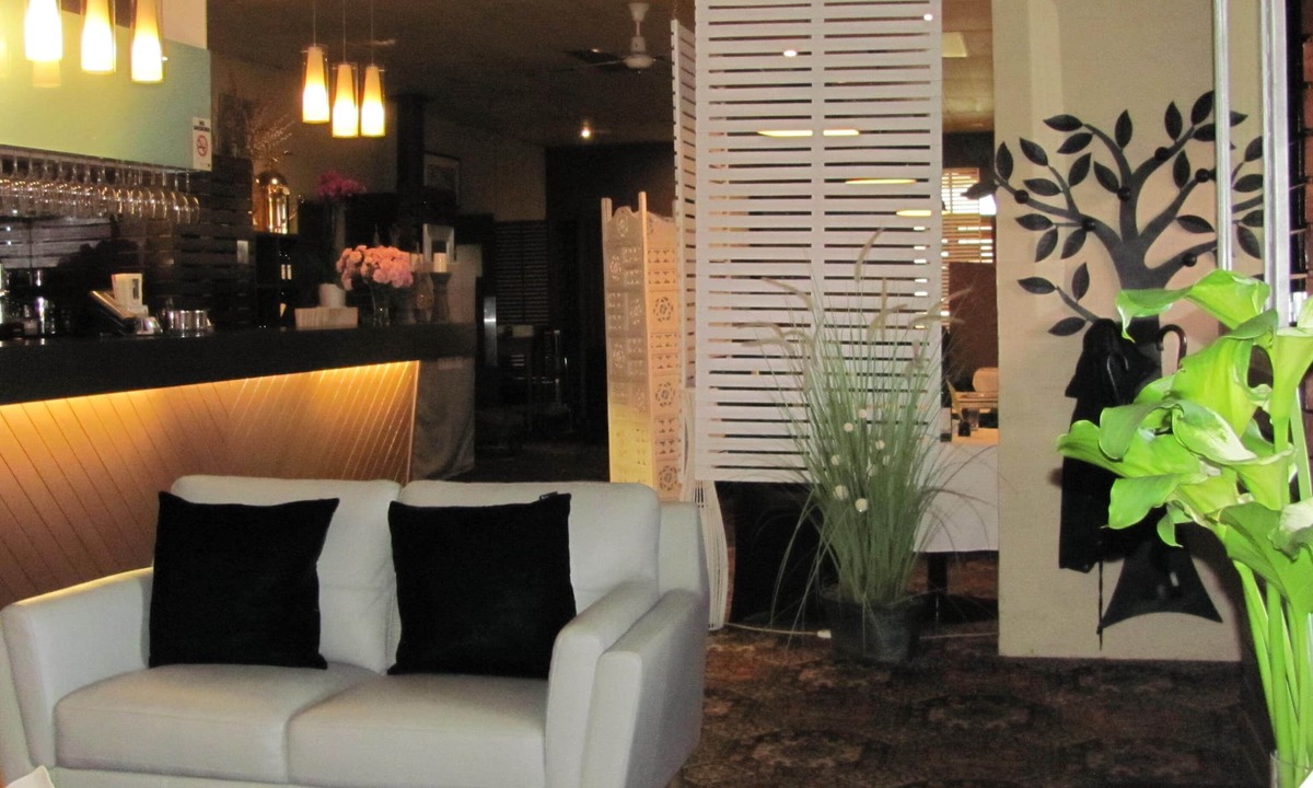 Maryborough Hotel | Bristol Hill Motor Inn