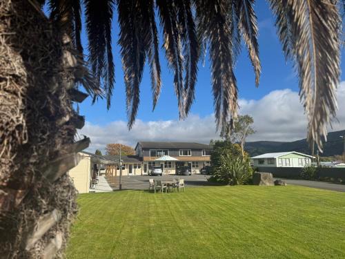 Trentham Hotel | Bristol Motel