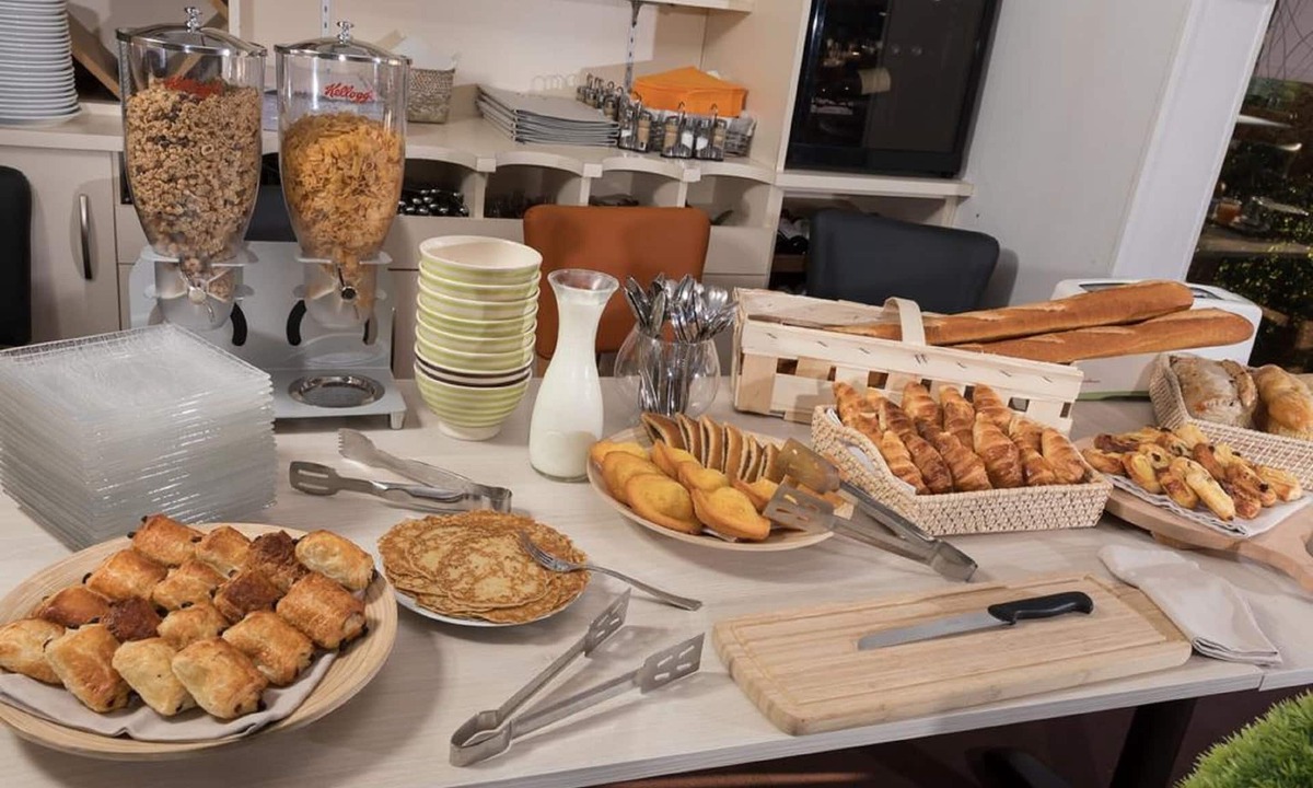 Argentan Hotel | Brit Hotel Argentan