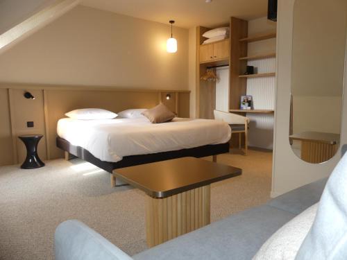 Alencon Hotel | Brit Hotel Confort Alençon