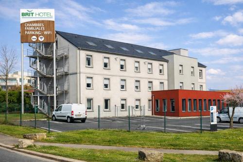 Saint-Witz Hotel | BRIT HOTEL CONFORT Roissy Saint-Witz - Ouverture Juin 2026
