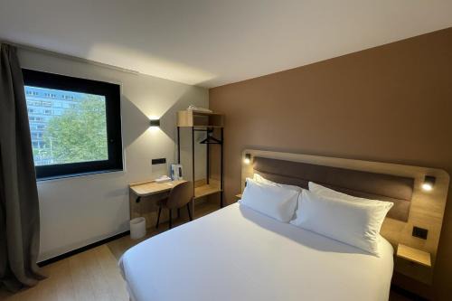 Quartier Saint-Marc - Croix de Pierre - Saint-Nicaise Hotel | Brit Hotel Confort Rouen Centre