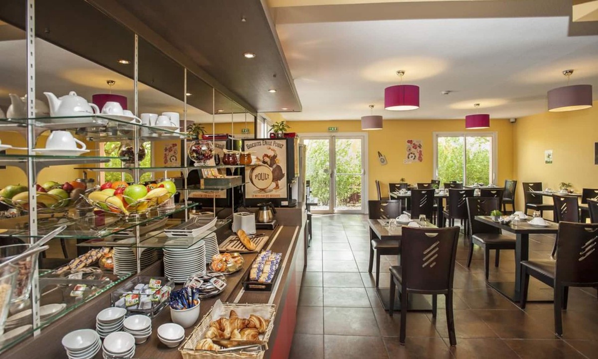Bias Hotel | Brit Hotel Confort Villeneuve Sur Lot