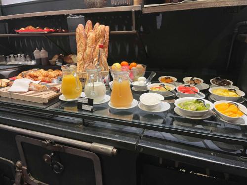 L'Aigle Hotel | Brit Hotel Du Dauphin L'Aigle