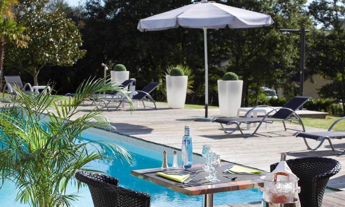Salies-de-Bearn Hotel | Brit Hotel du Golf Le Lodge