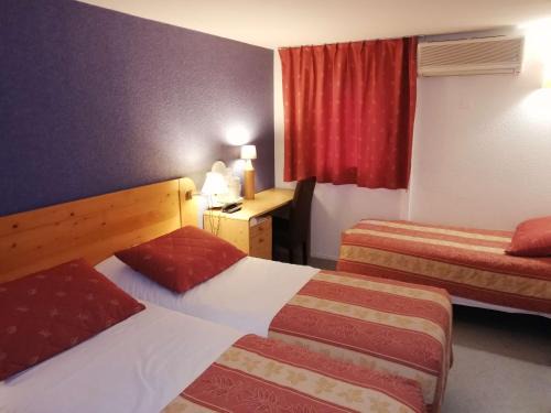 Fumel Hotel | Brit Hotel Vallee du Lot