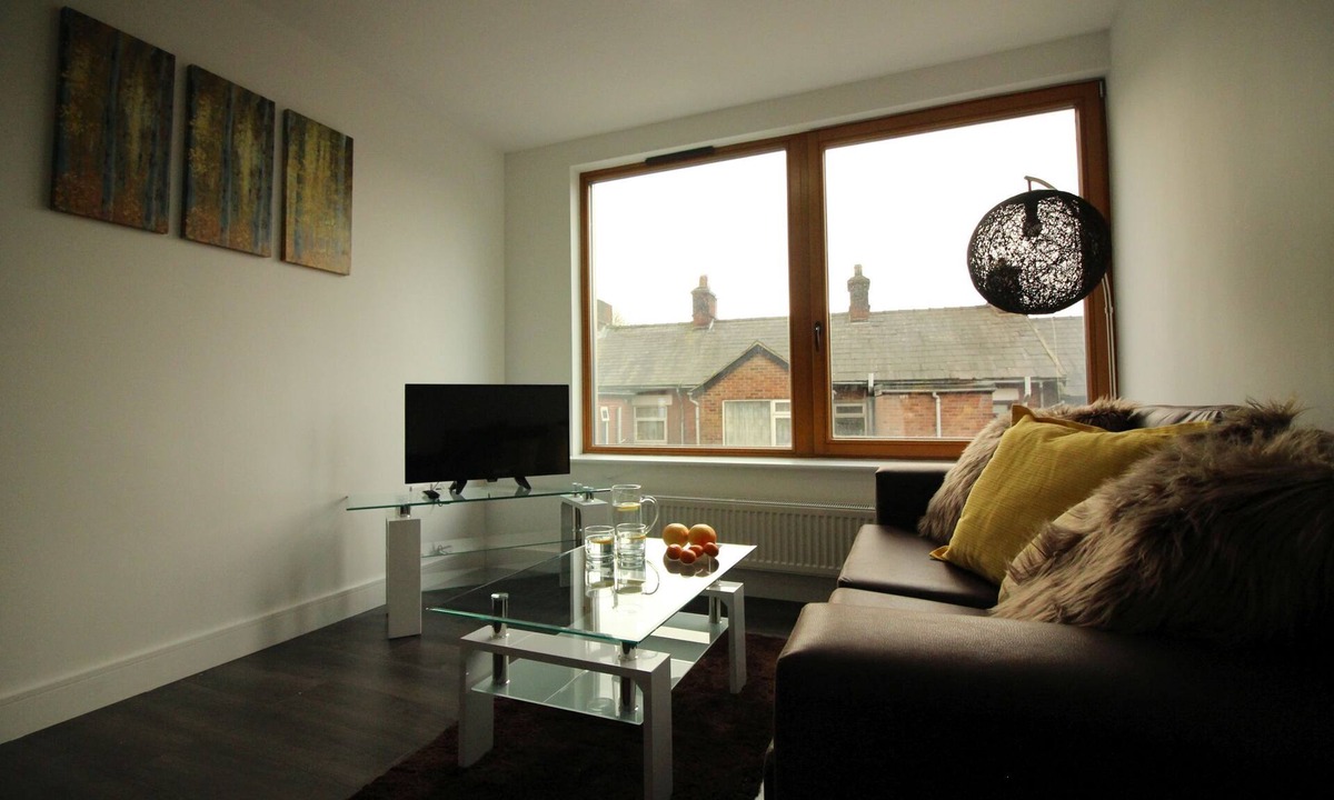 Leek Apartment | Britannia Chambers Apartment 4
