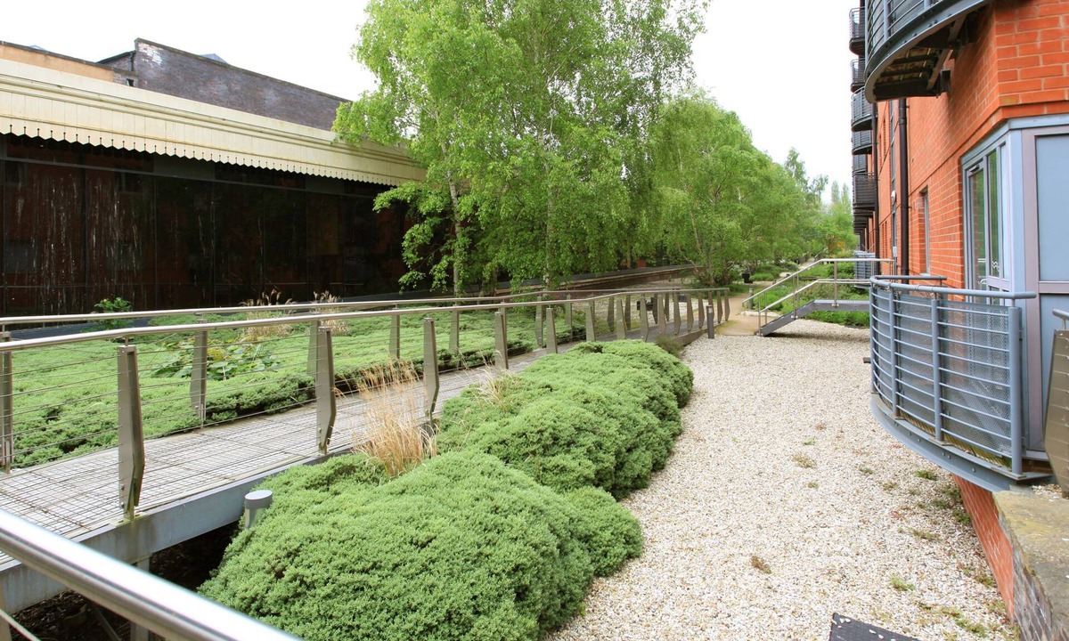 Wolverhampton Apartment | Broad Gauge Apartments