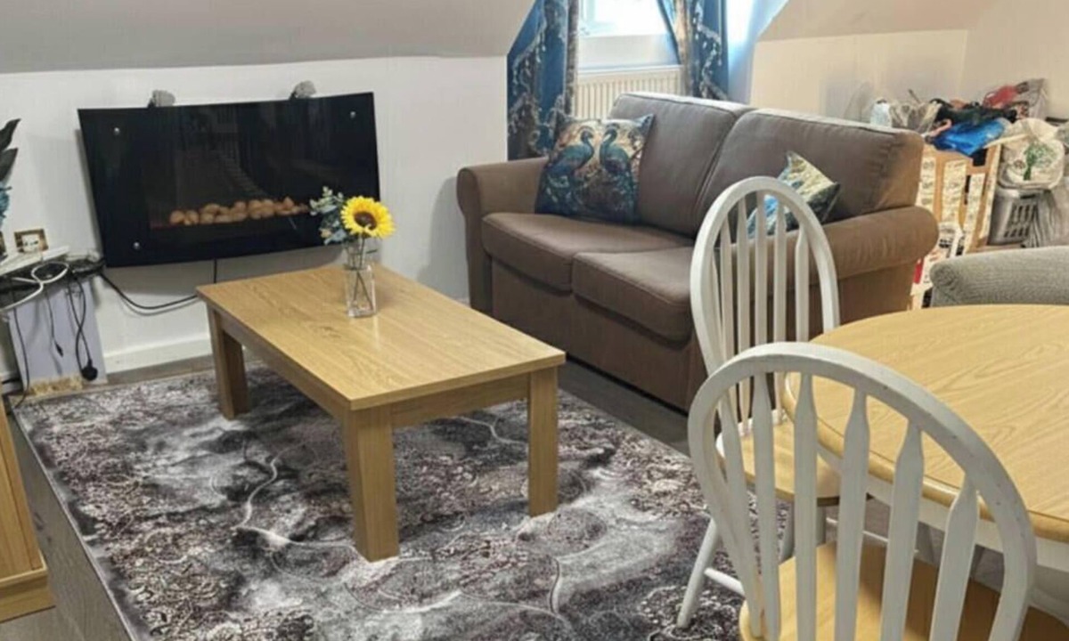 Broad Oak Apartment | Broad Oak Stays – 2BR Flat for 6 with Parking