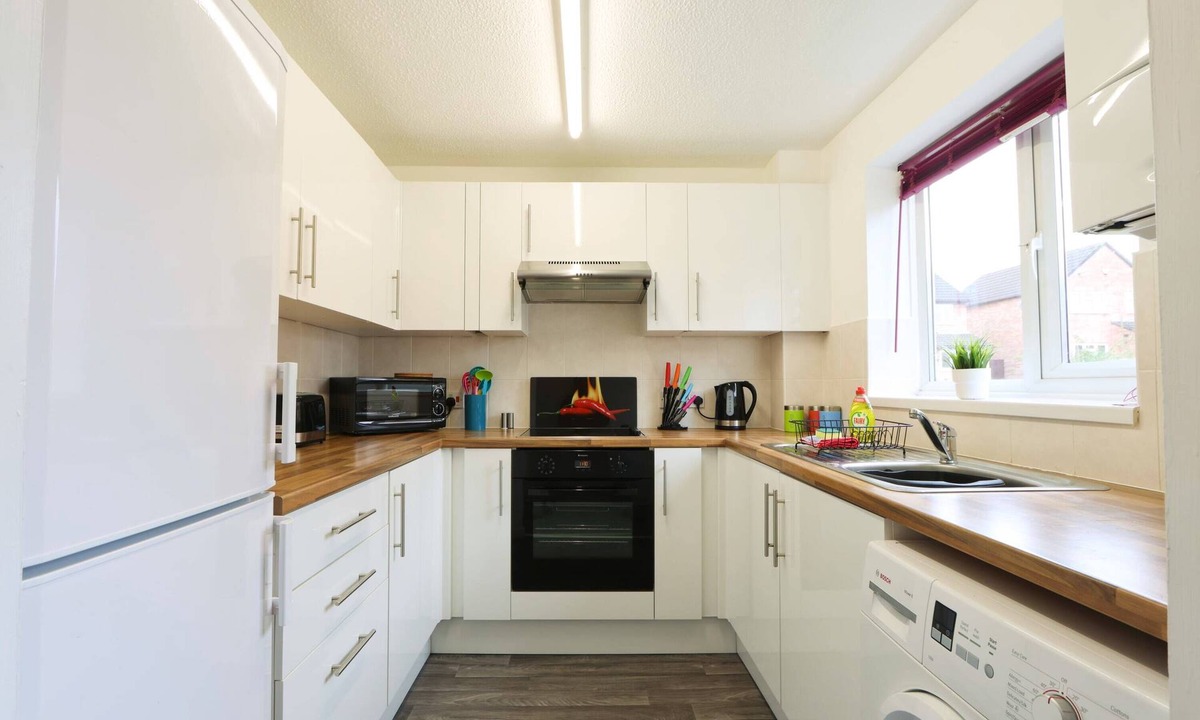 Bradley Stoke House | Broadcroft two bedroom house in North Bristol