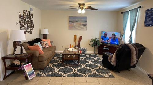 Freeport Apartment | Broadview Lovely Apt Close to Beaches