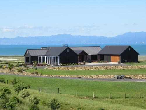 Miranda Bed & Breakfast | Broadwater Farm Accommodation