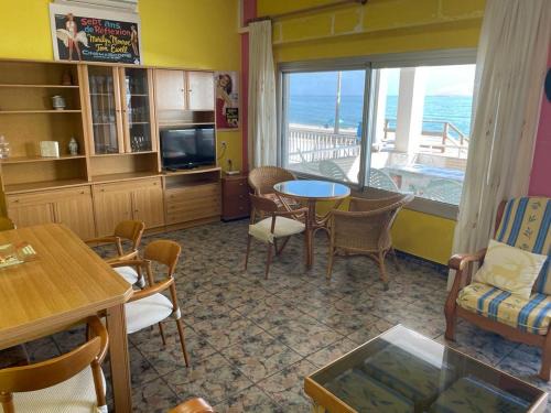 El Perello Apartment | Broadway es Mar