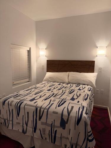 Checotah Bed & Breakfast | Broadway Inn and RV Park